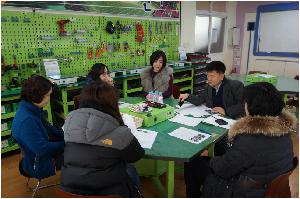 2017.12.1(금) 발명품경진대회 작품 제작 컨설팅 (1).JPG
